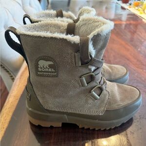 SOREL Tivoli Boots